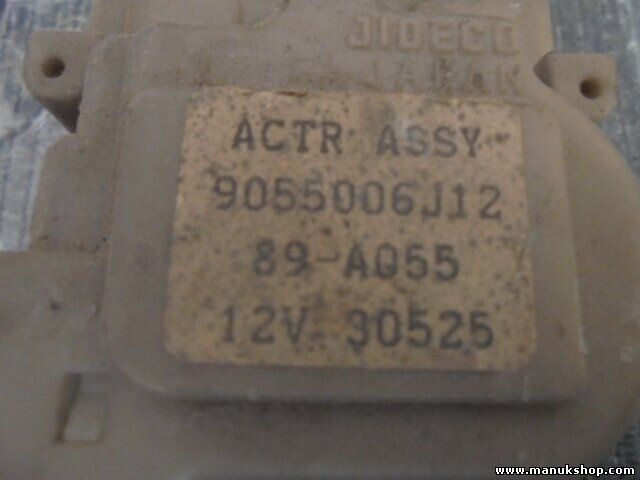 Stellmotor Zentralverriegelung Heckklappe links Nissan Patrol GR Y60 9055006J12