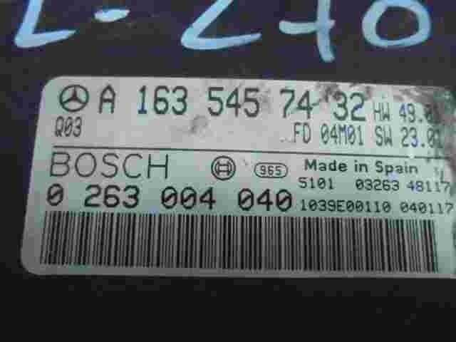 Steuergerät Einparkhilfe Mercedes-Benz ML 270 Q03 A1635457432 0263004040 FD04M01