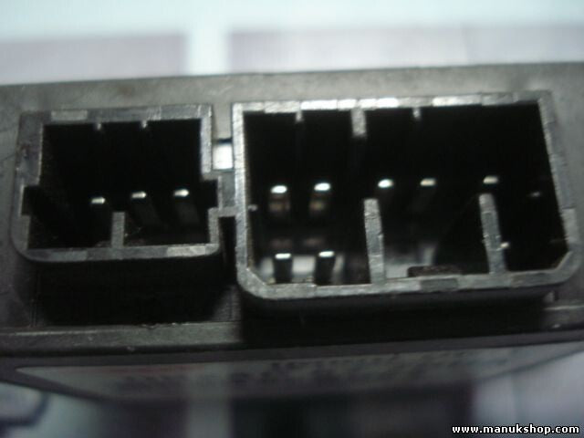 Steuergerät Wegfahrsperre Alarmmodul Kia Sephia Shuma 0K2AC677R0A OK2AC677R0A