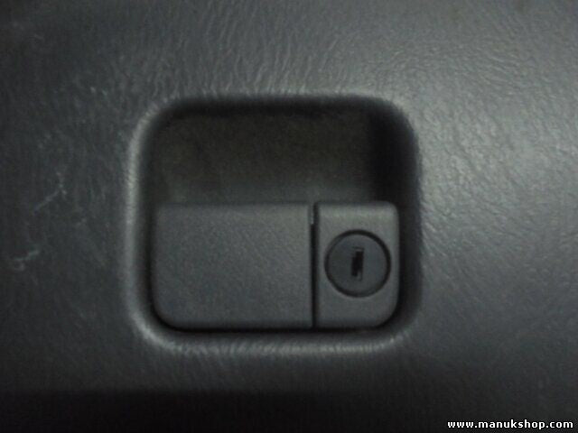 Handschuhfach schloss Ford Ranger Mazda BT-50 2.5 TDI 4x4 UH7164161 PPT20