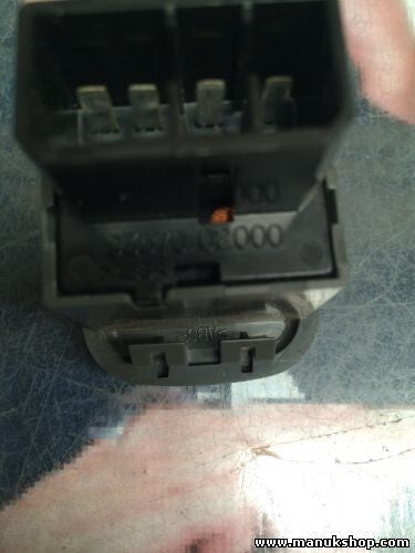 Fensterheber schalter Hyundai Atos 9357002000 93570-02000