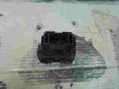 Schalter Start Stop Knopf  Volvo V40 31334453 10090125 SN80500122280319