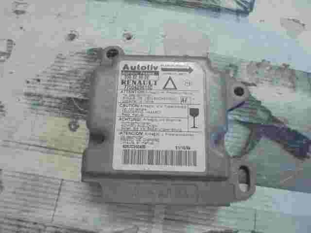 Airbagsensor Airbagsteuergerät Renault Laguna (AF) 7700429613C 550629600