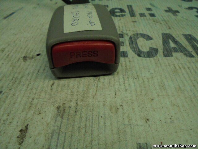 Gurtschloss Gurtschnapper vorne links Nissan Pick Up d22 030806H4X AB2