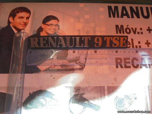 Emblem Logo RENAULT 9 TSE 7700704528 04876