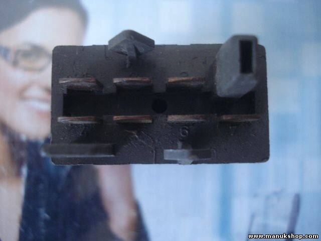 Warnblinkschalter VW Volkswagen Passat 3B 3B0953235D 3B0 953 235 D 3BO953235D
