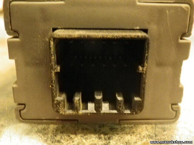 Relais Mitsubishi Pajero MN117823