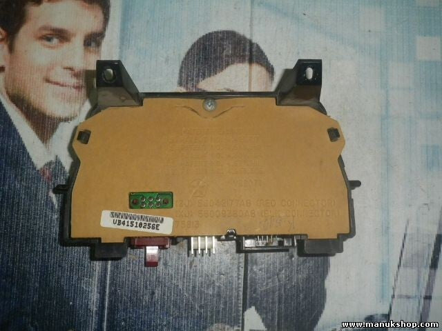 Konsole Kompass und Temperatur Jeep Chrysler Grand Cherokee 56042177AB RED
