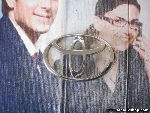 Emblem Logo Toyota Land Cruiser 8089 1 80891