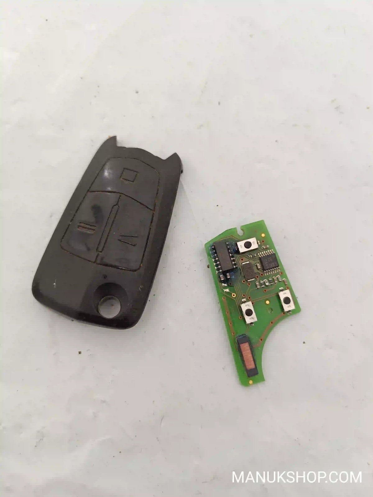 Funkfernbedienung Schlüssel Gehäuse Opel Vectra C 21001080A 21001080 A  P44505
