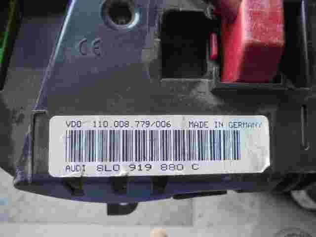 Kombiinstrument Tacho Audi A3 1.9 TDI 8L0919880C 8L0 919 880 C