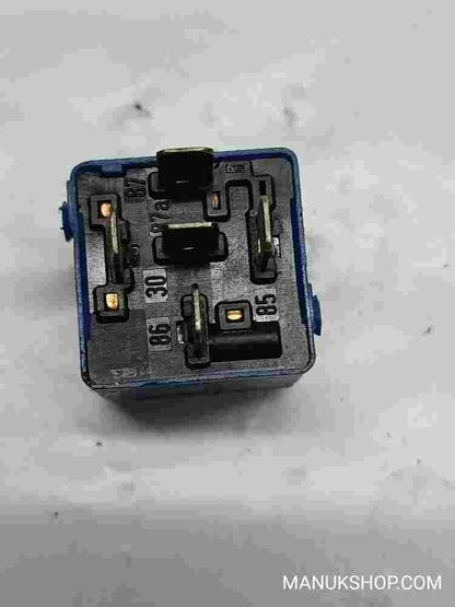 Warnblinker Relais BMW E30 E34 525i 530i 735 61311378786 61.31-1378 786 899507