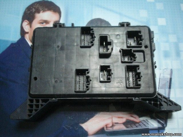 Sicherungskasten Ford Mondeo 1S7T14A073AE 1S7T 14A073 AE