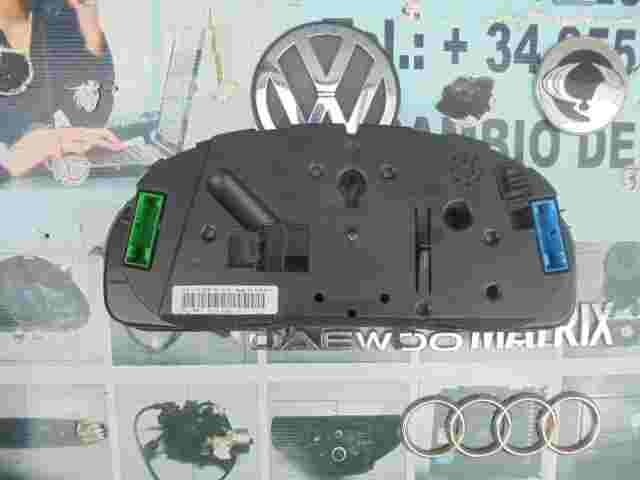 Kombiinstrument Tacho VW Passat B3 3B1919880C 3B1 919 880 C VDO 110008920024