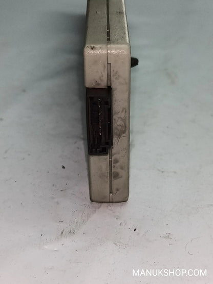 Antennenverstärker BMW E90 E92  AV 918765801  11-10 213675 10