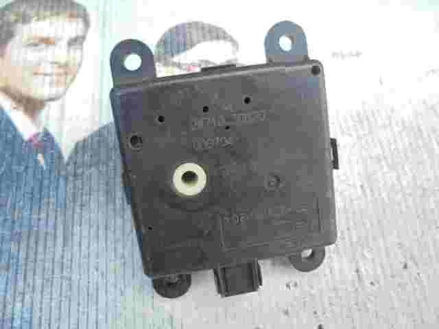 Stellmotor Heizung Nissan Maxima 2W71030820 2W710 30820 2W710-30820 000704