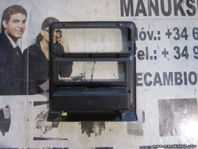 Mittelkonsole Mitsubishi Montero Pajero MB652134 MB 652 134 MB.652.134
