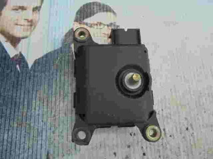 Stellmotor Heizung VW Passat 8D1820511E  BOSCH 0132801148 700025693F
