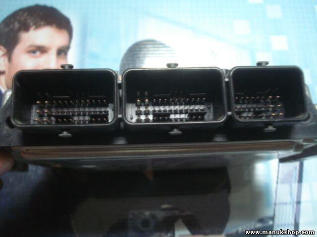 Motorsteuergerät Renault Megane 0281015676 0 281 015 676 237100055R 237100115R