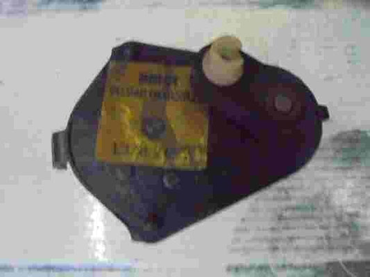 Stellmotor Heizung  BMW E32 E34 E36 BEHR 9094801815 1378269 BOSCH 0132800001